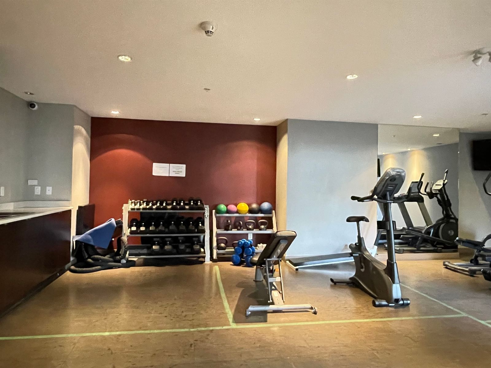 Listing Image 10
