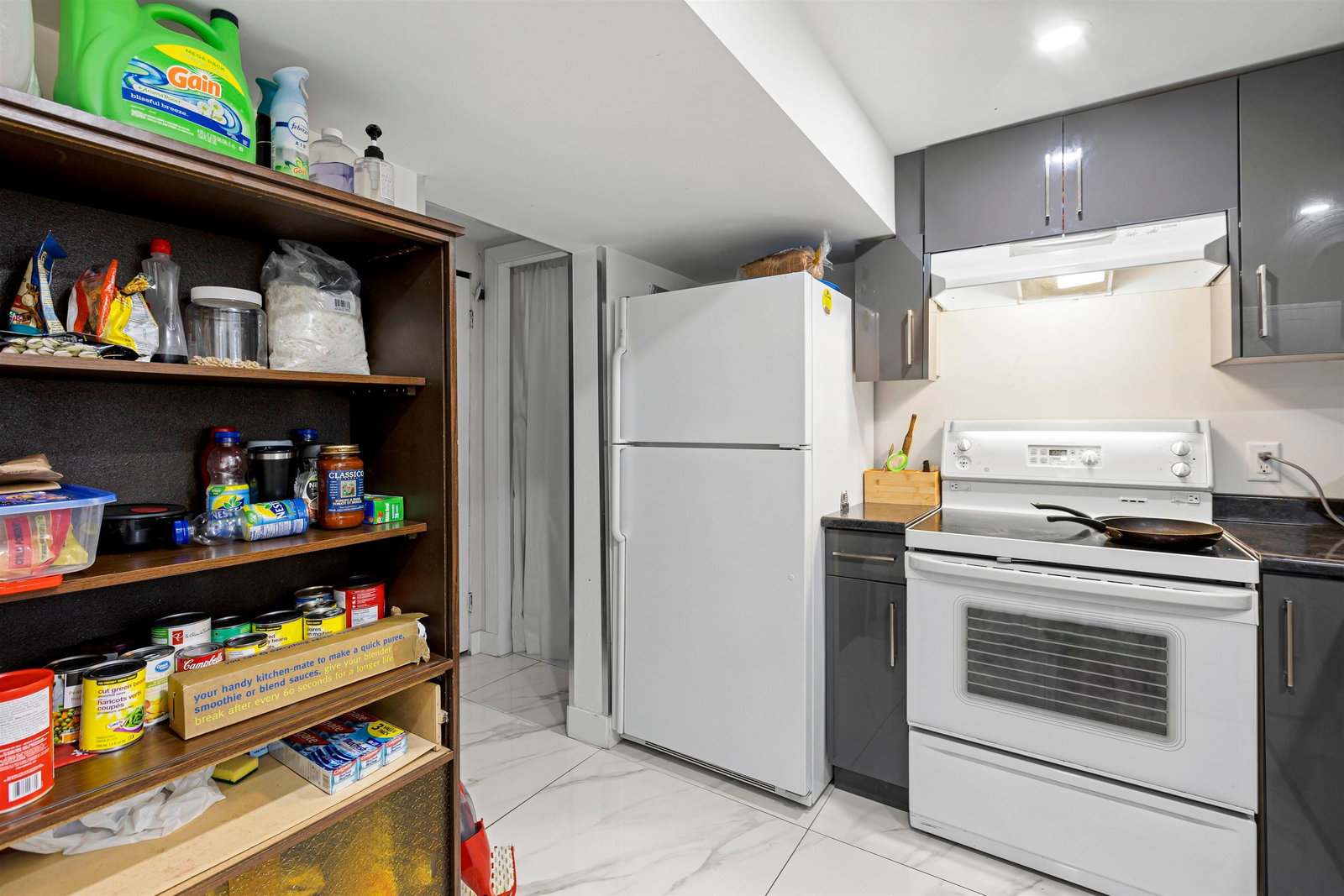 Listing Image 19