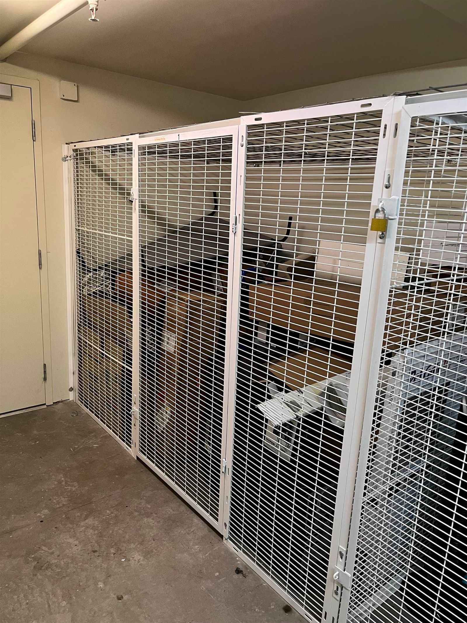 Listing Image 12