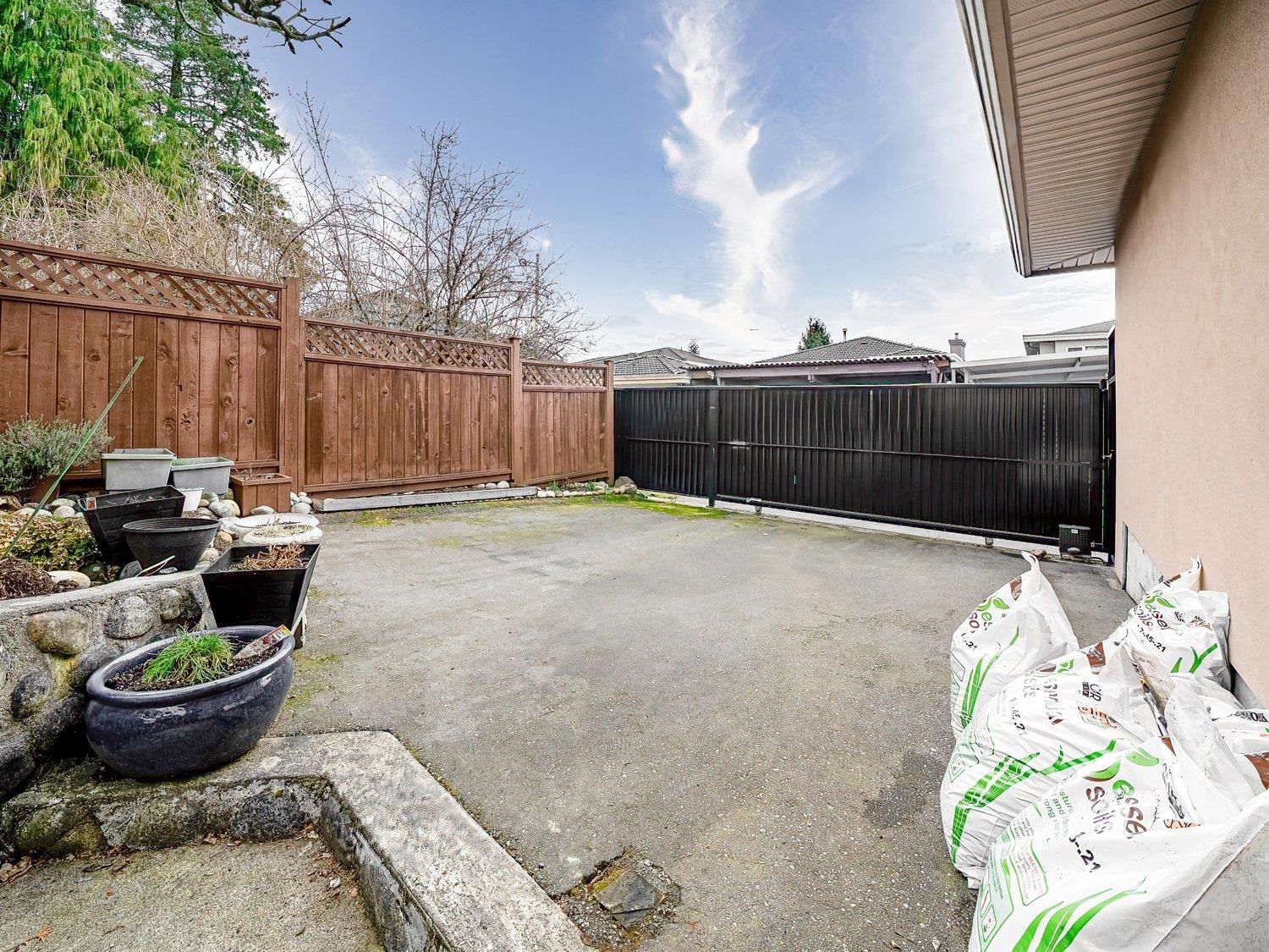 Listing Image 35