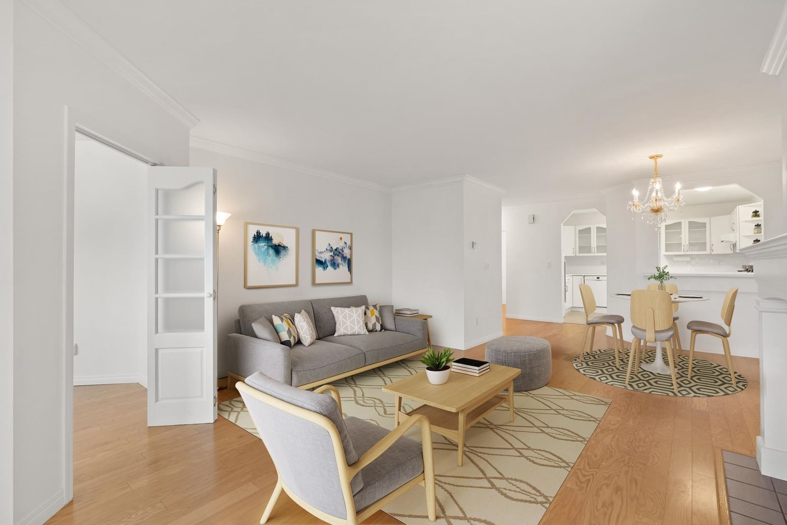 Listing Image 5