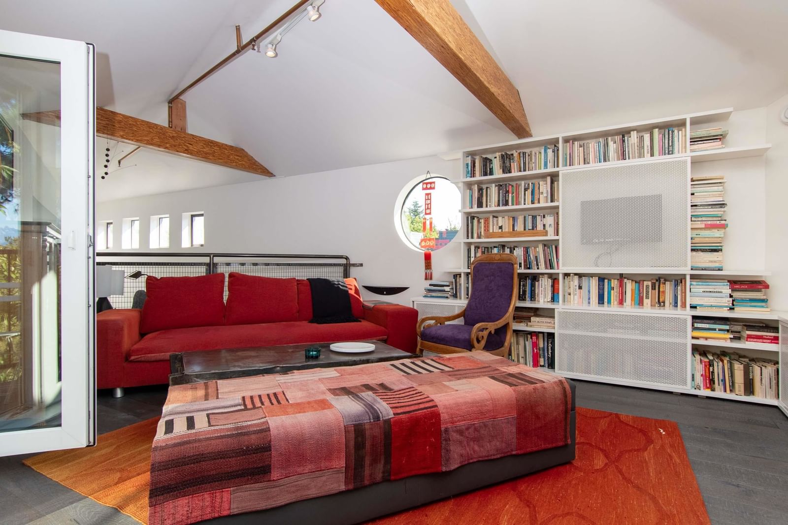 Listing Image 5