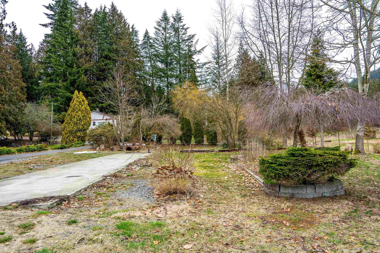 Listing Image 17
