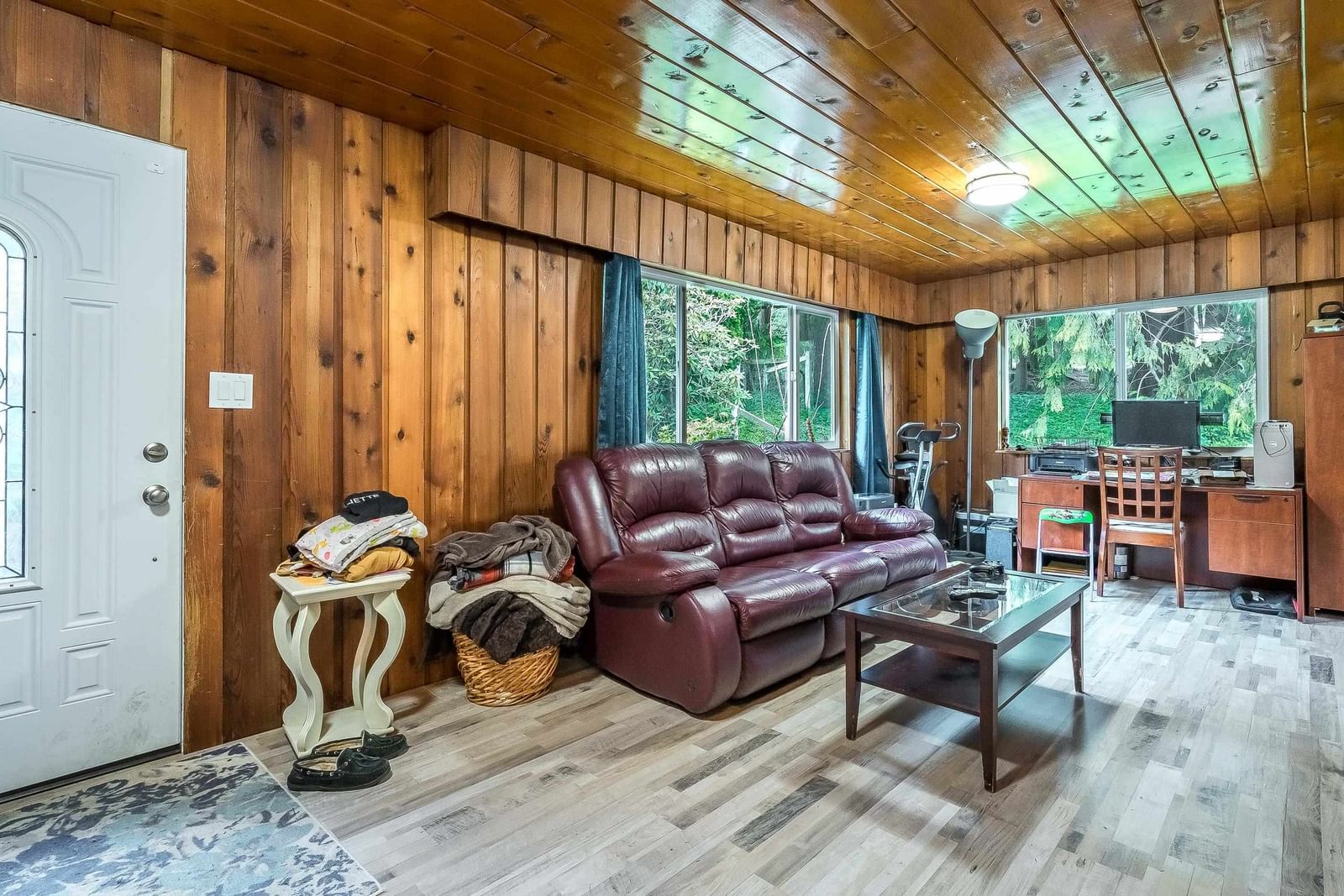 Listing Image 8