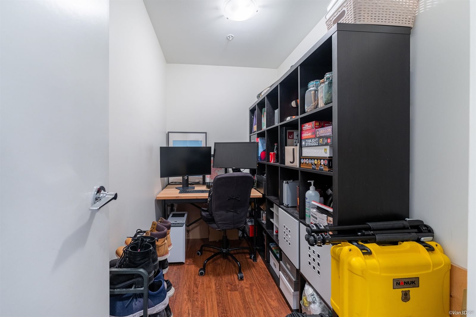 Listing Image 6