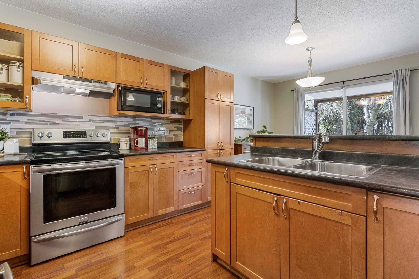 Listing Image 15