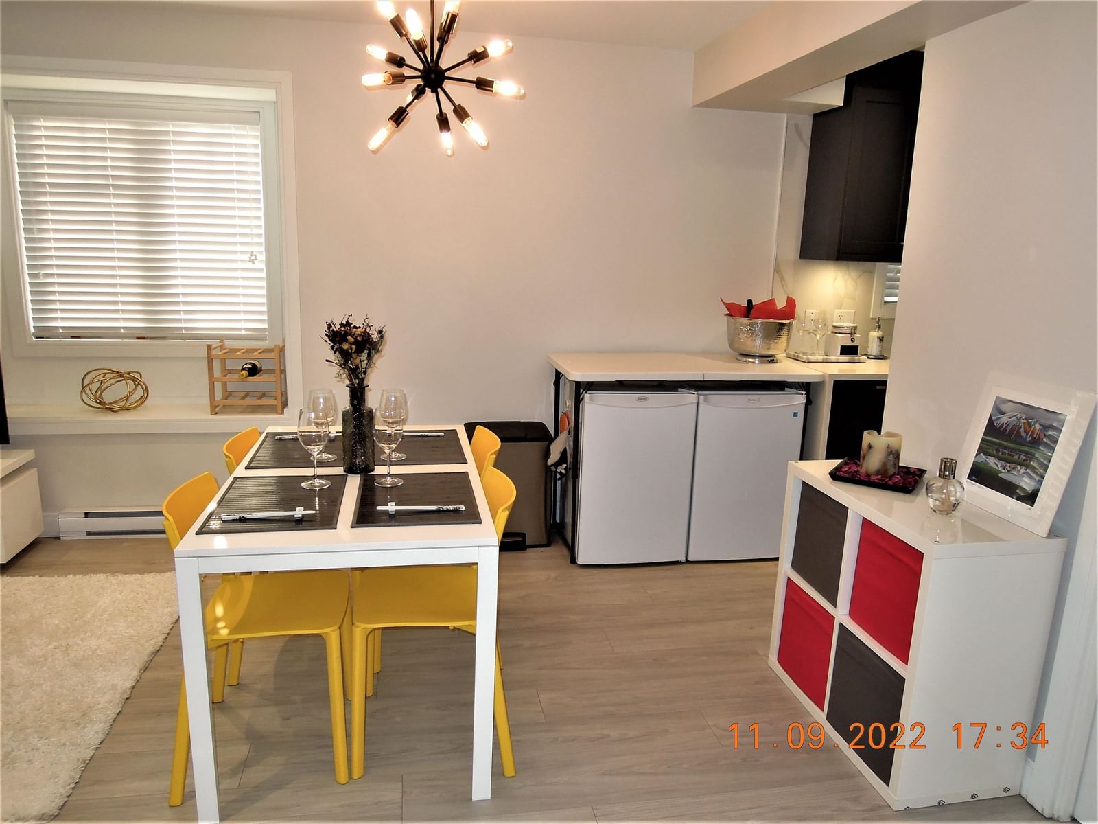 Listing Image 11