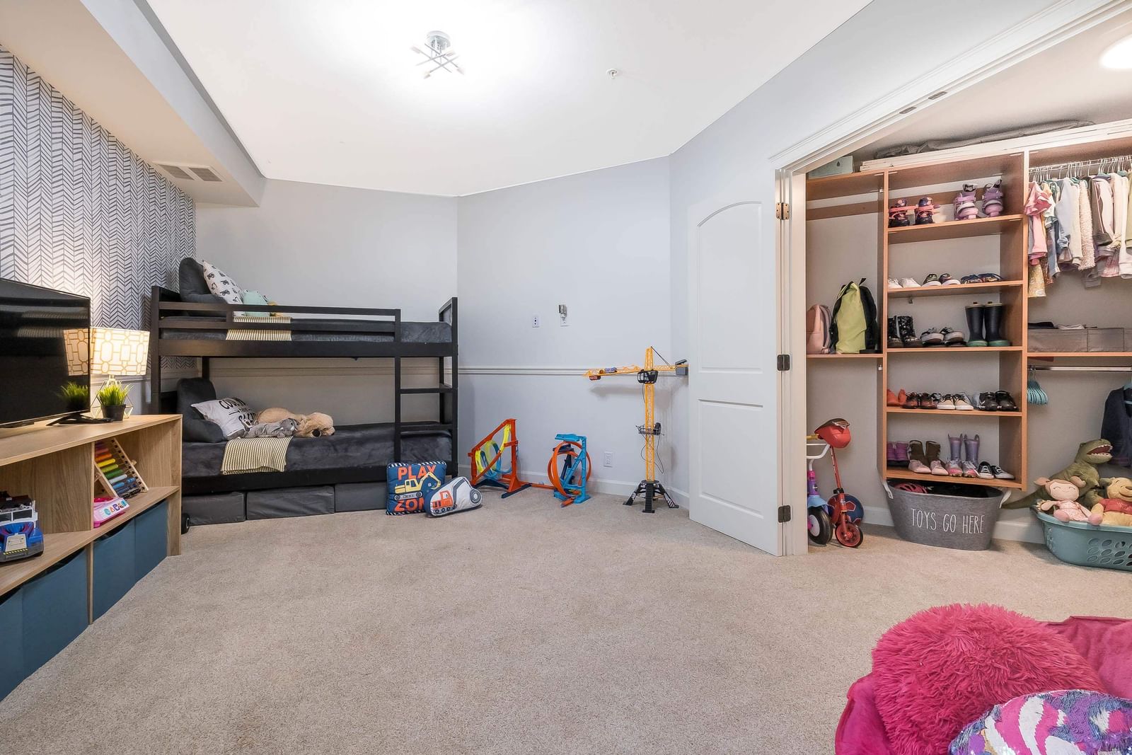 Listing Image 18