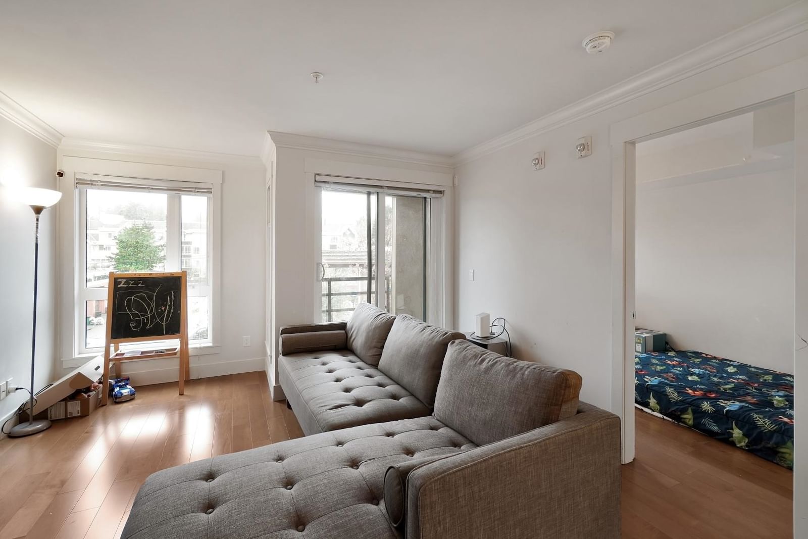 Listing Image 21