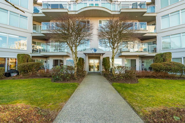 109 - 328 Esplanade Avenue