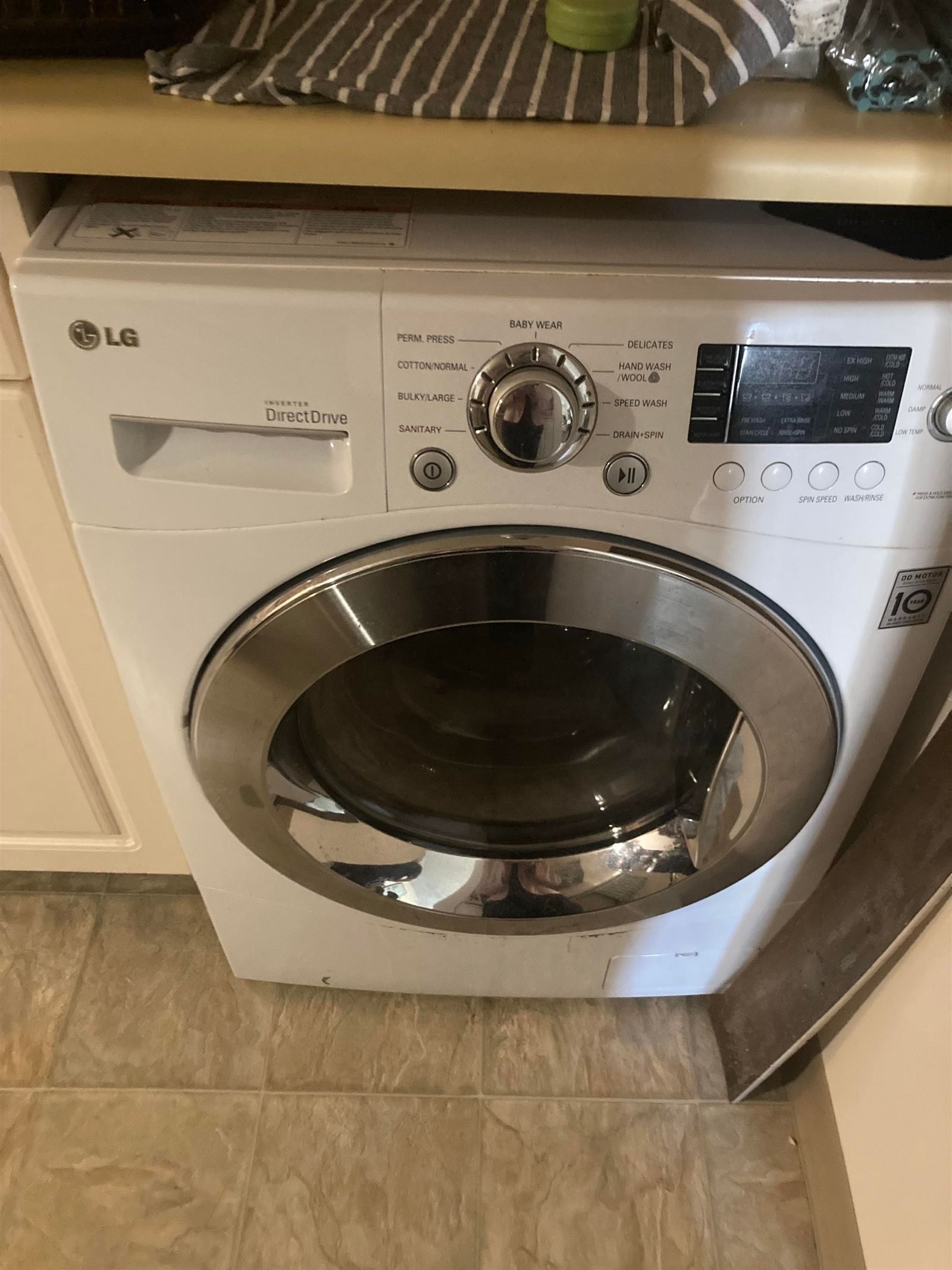 Listing Image 6