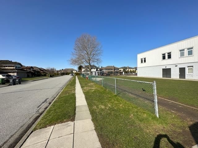 Listing Image 38