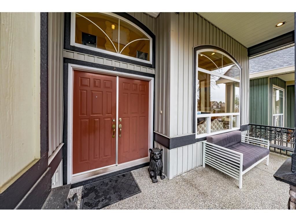 Listing Image 4
