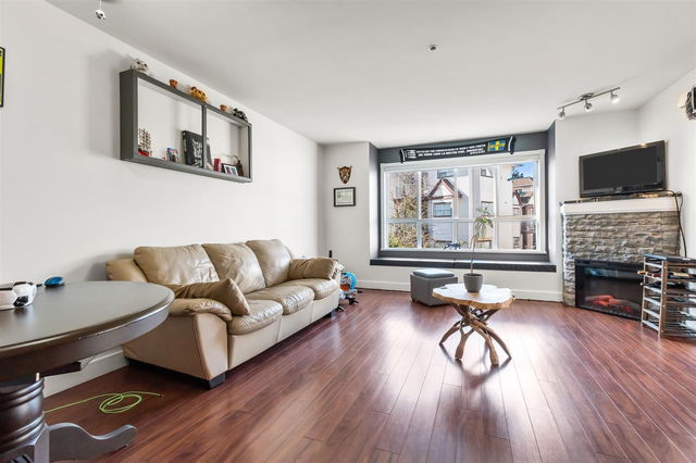212 - 5355 Boundary Road