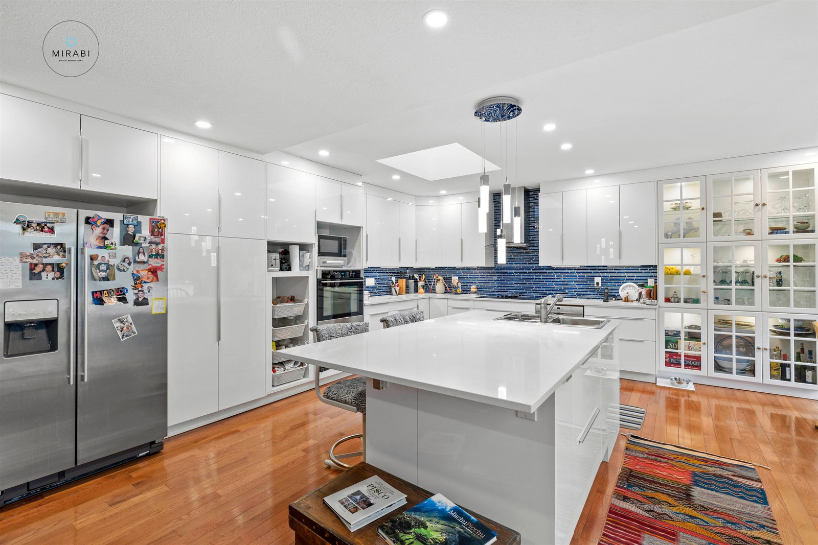 Listing Image 12