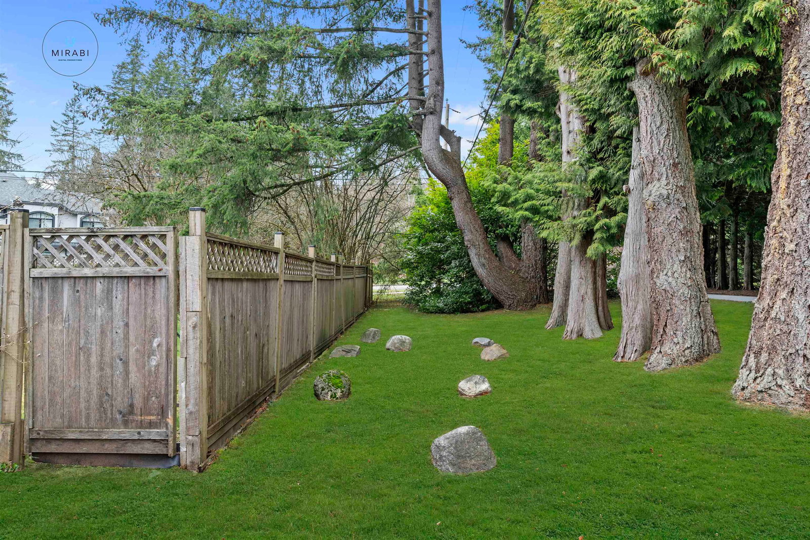 Listing Image 27