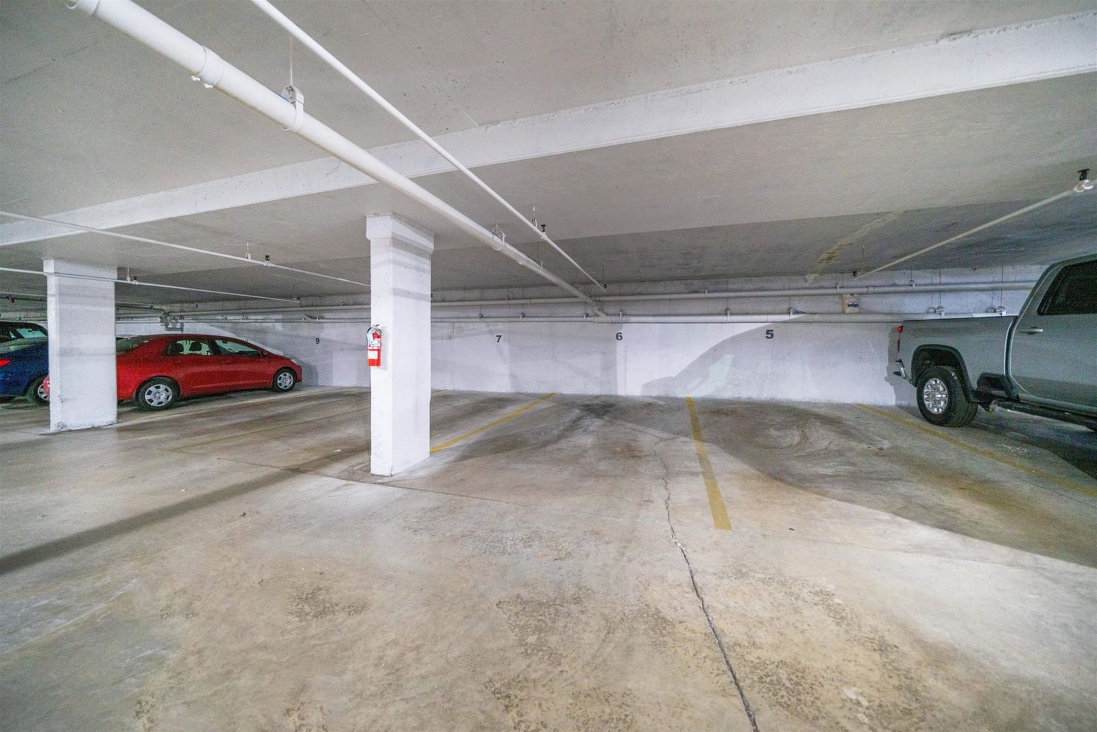 Listing Image 29