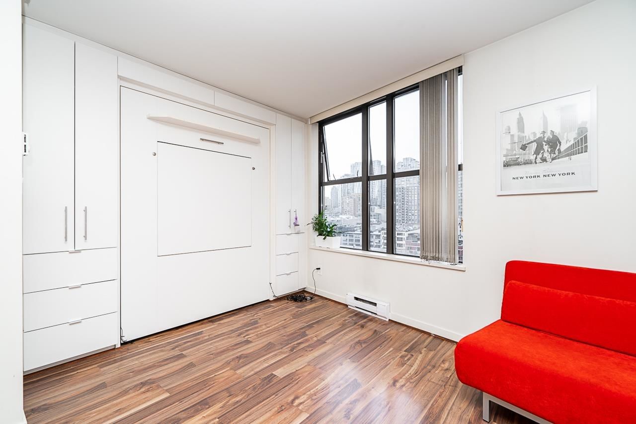 Listing Image 13