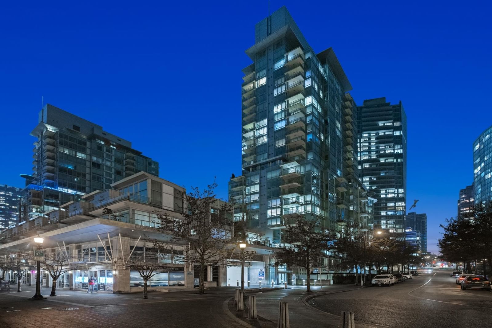 Listing Image 1