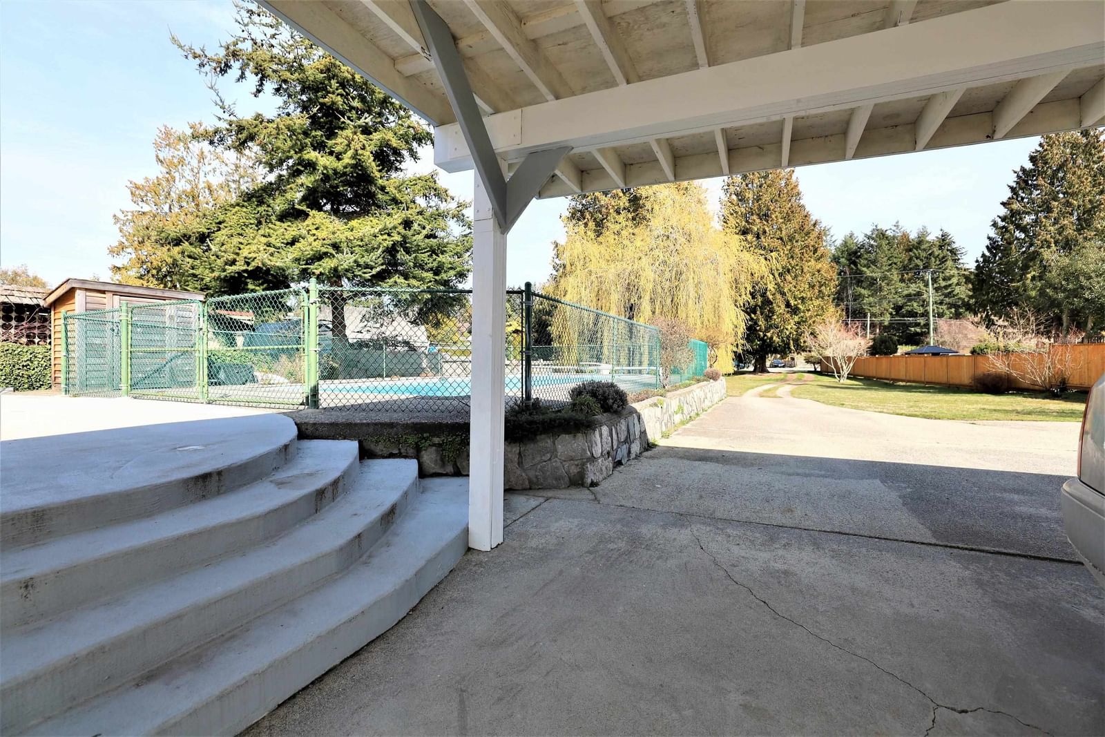 Listing Image 12