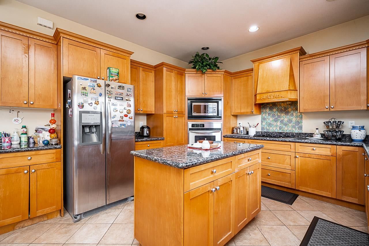 Listing Image 11