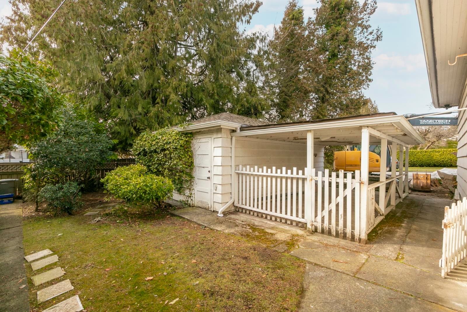 Listing Image 32
