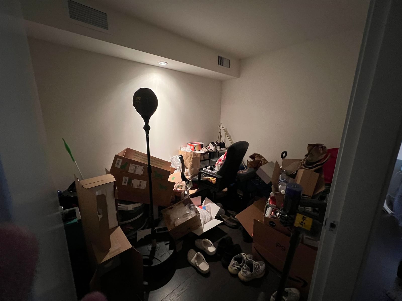 Listing Image 8