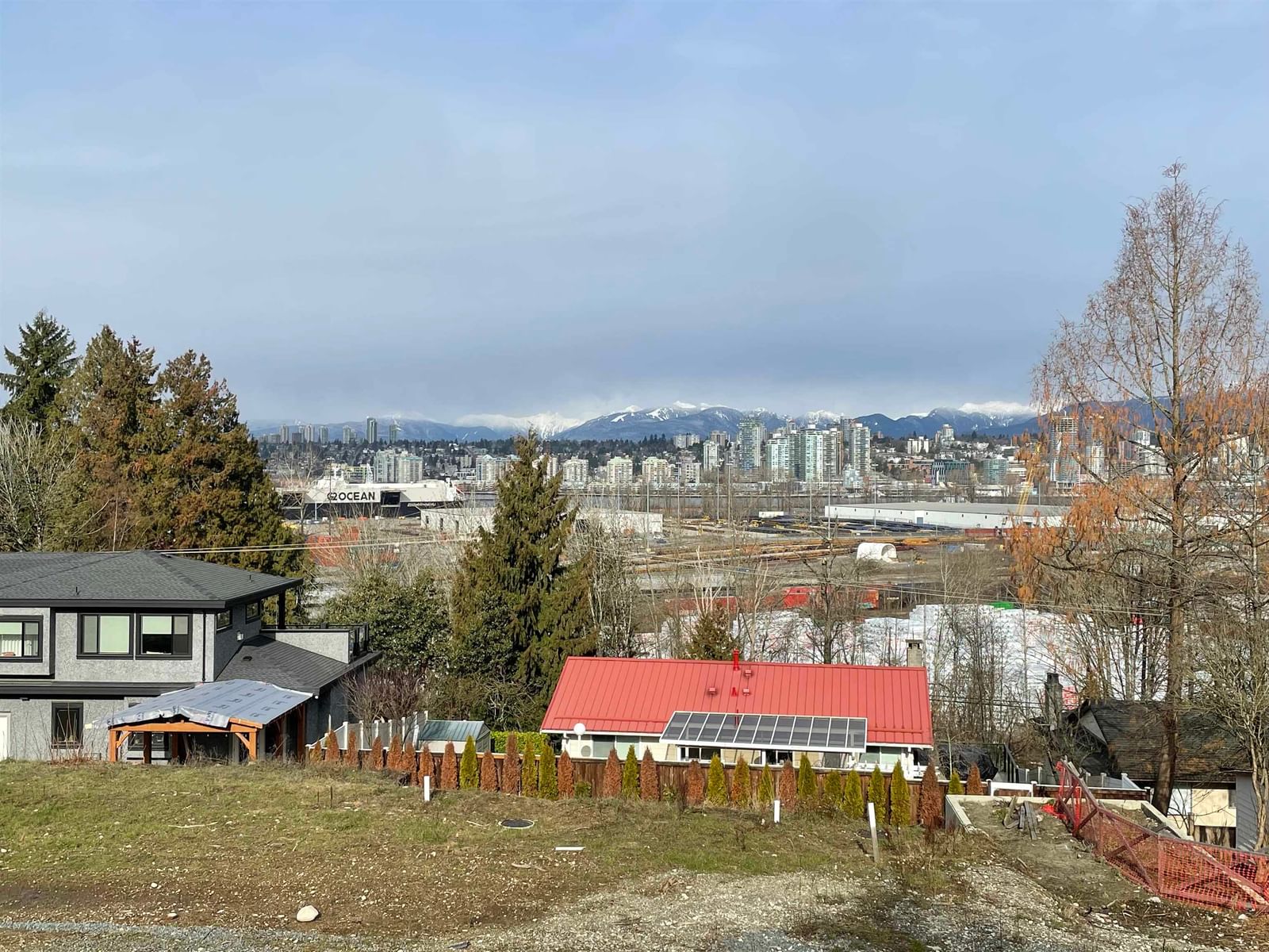 Listing Image 10