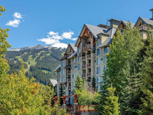 4409 - 4299 Blackcomb Way