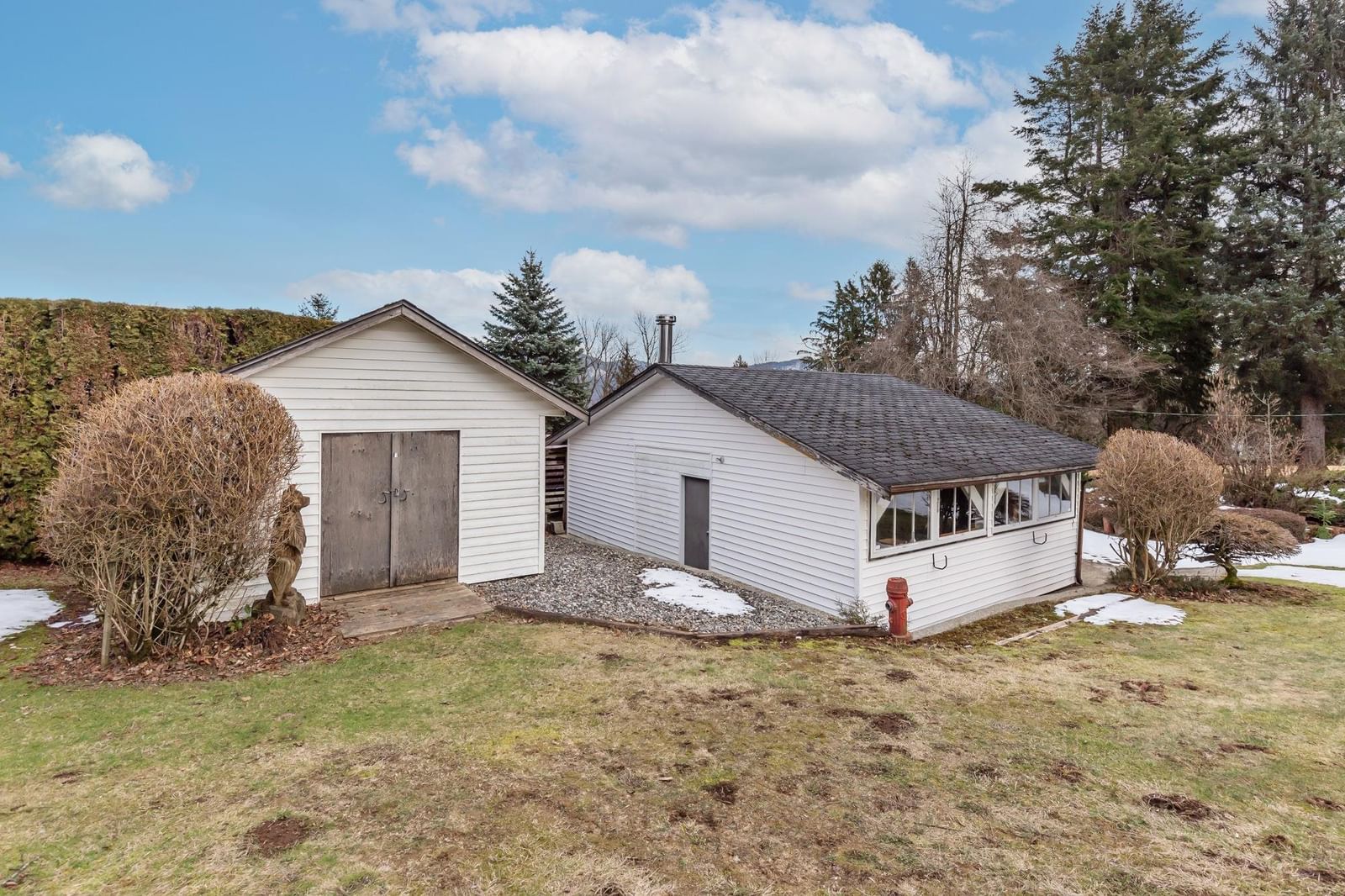 Listing Image 11