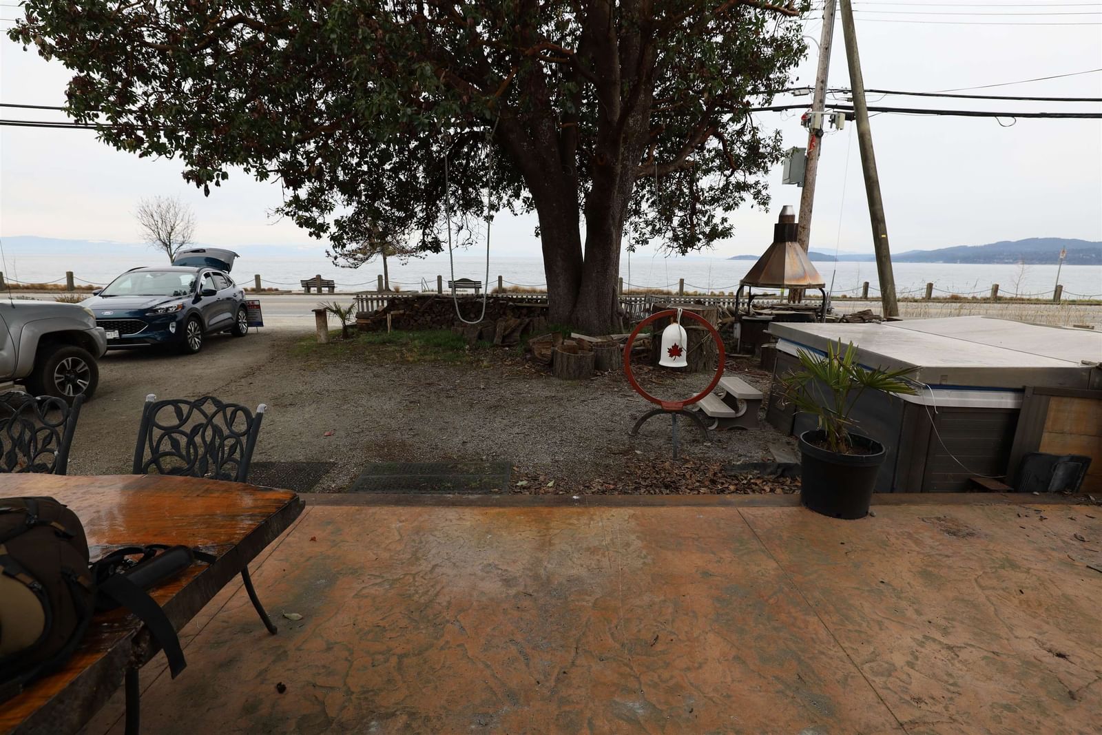 Listing Image 6