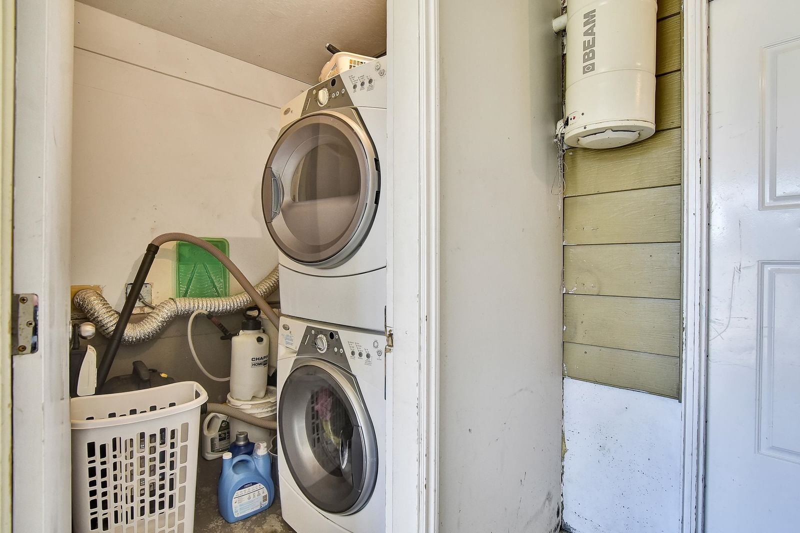 Listing Image 8