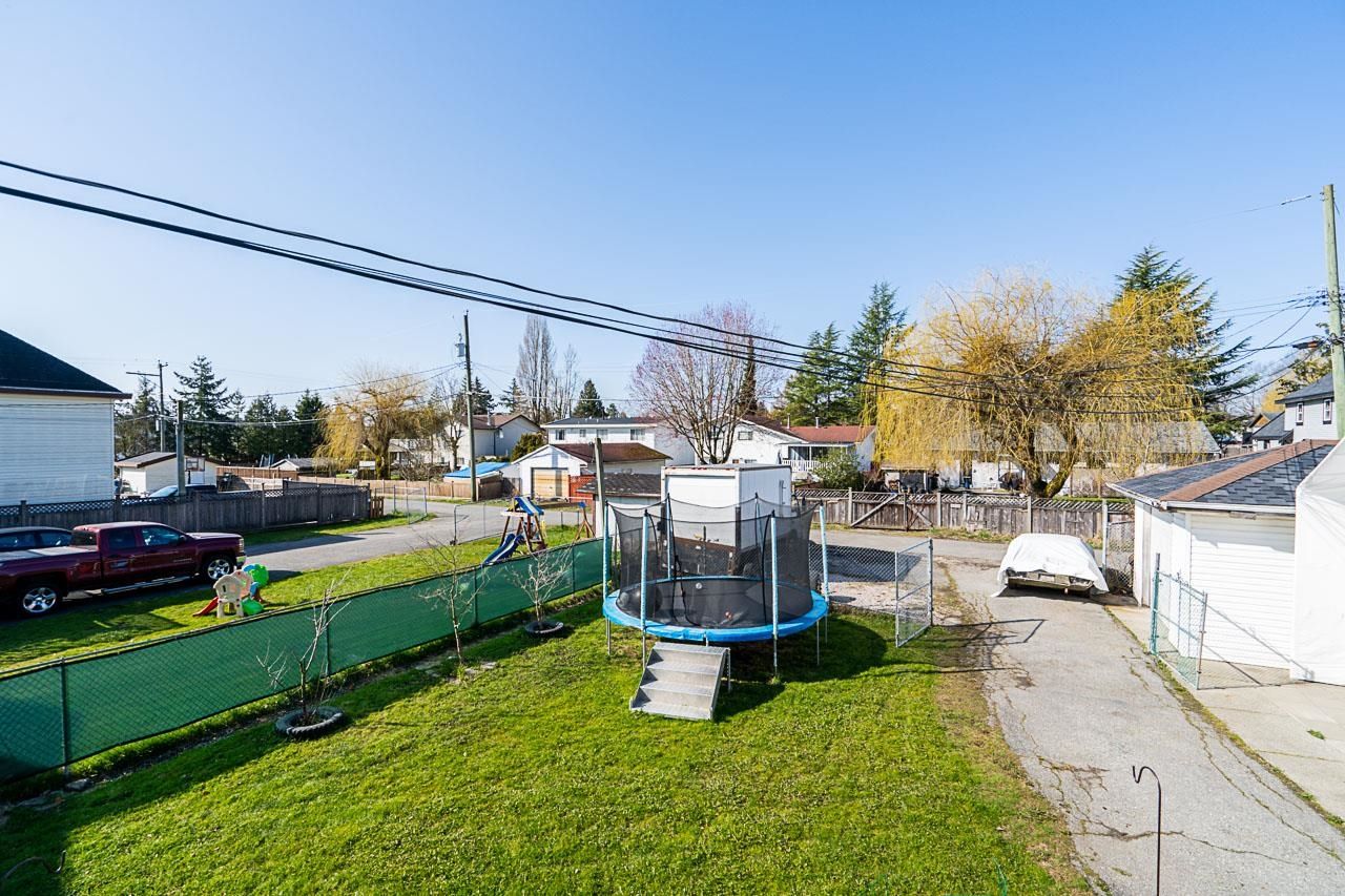 Listing Image 19