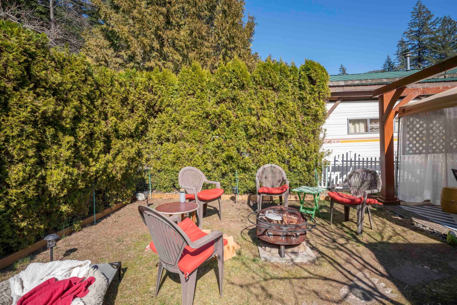 Listing Image 18