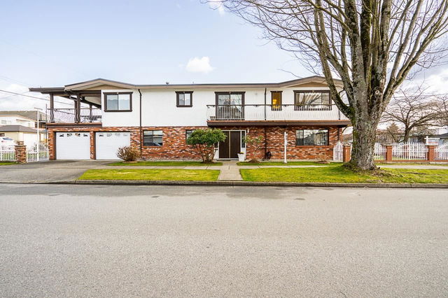 688 Carleton Avenue