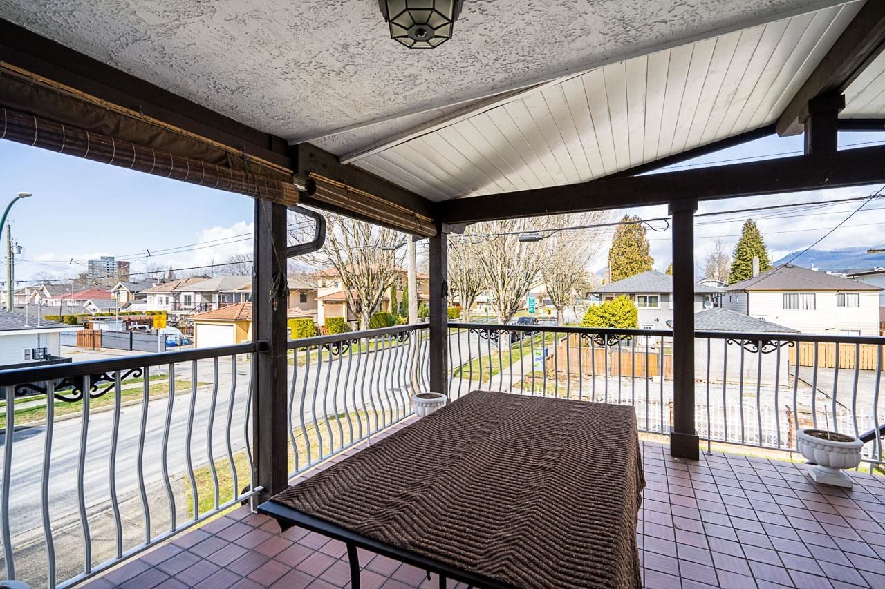Listing Image 11