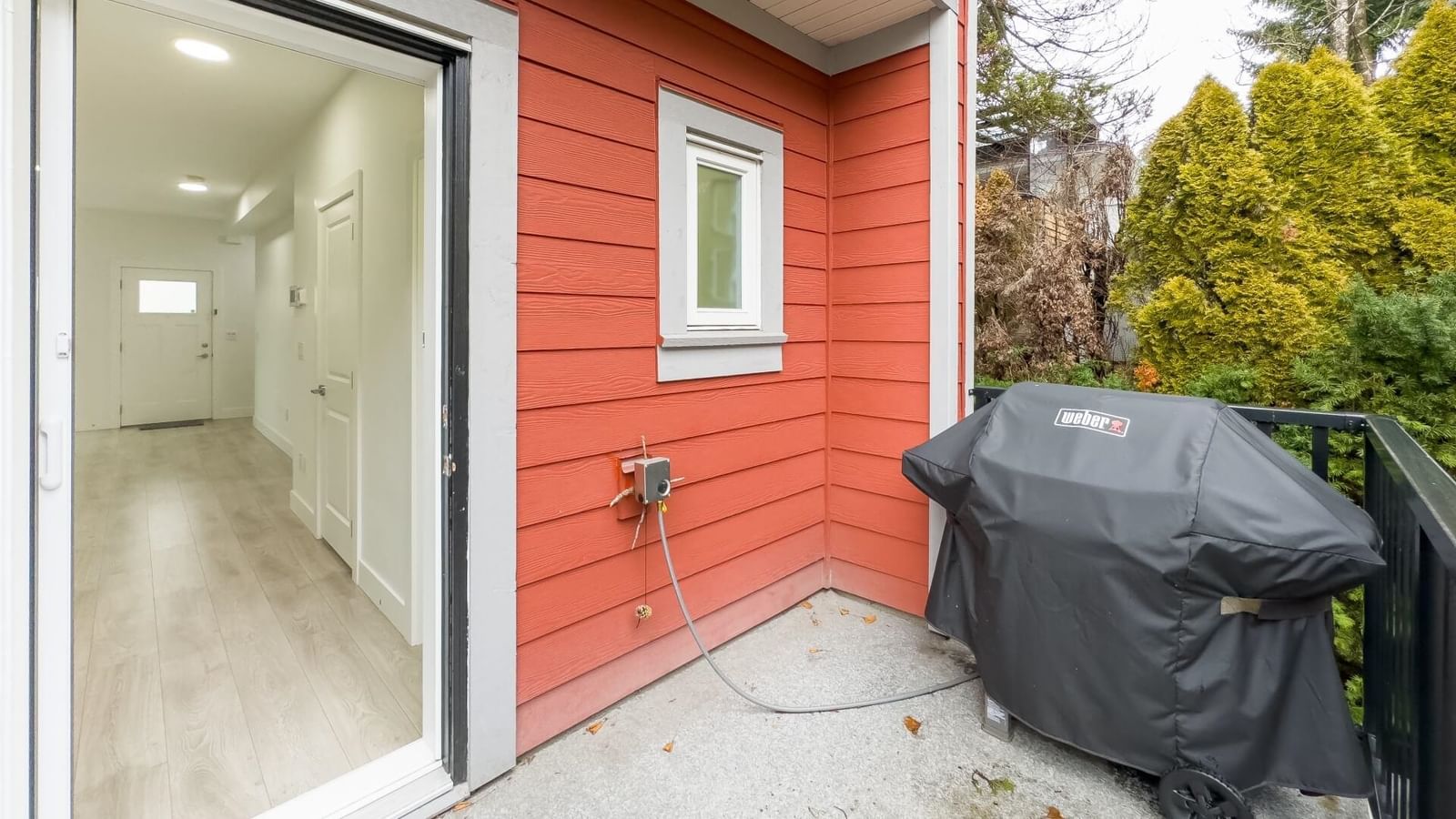 Listing Image 17