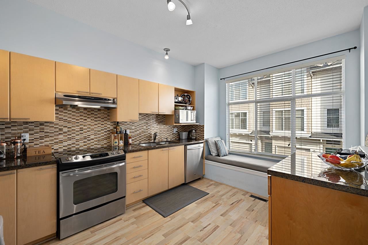 Listing Image 12