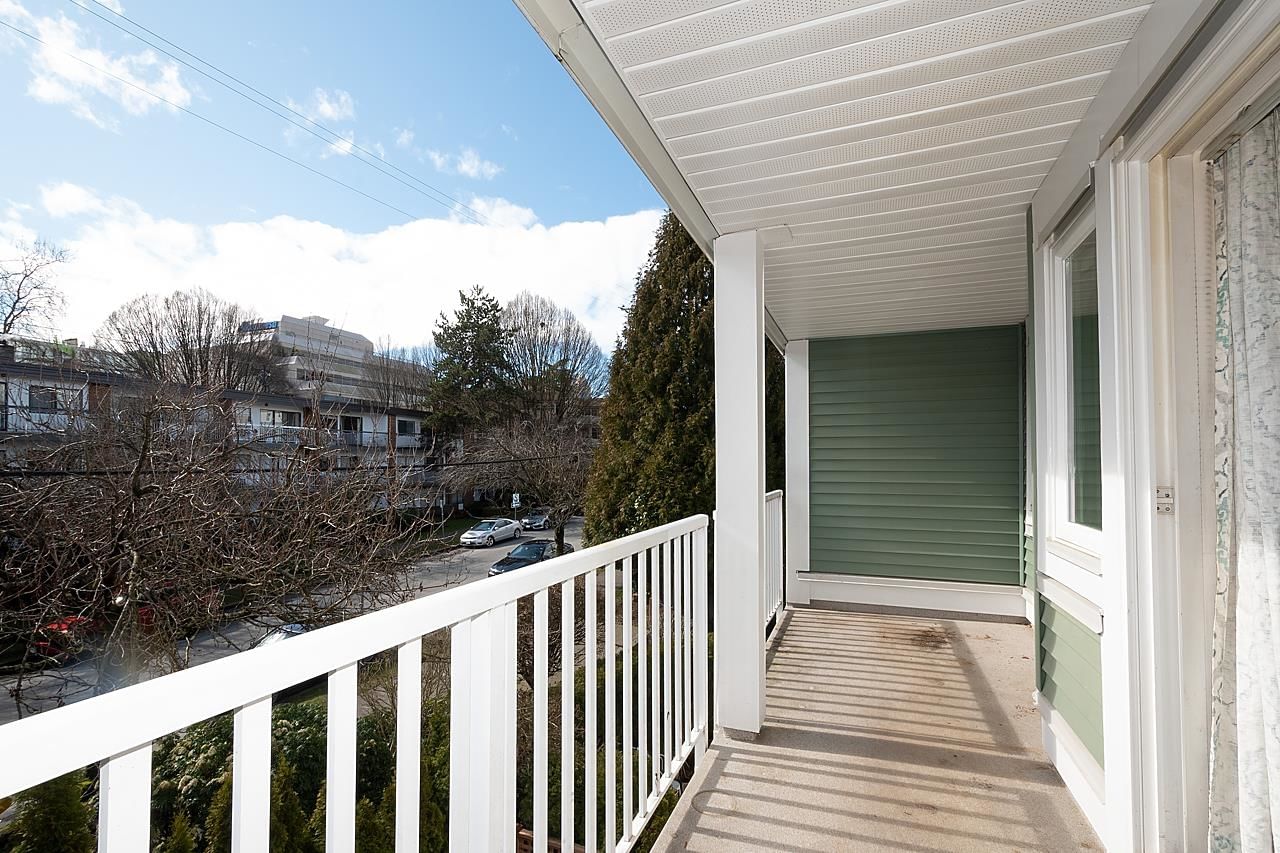 Listing Image 12