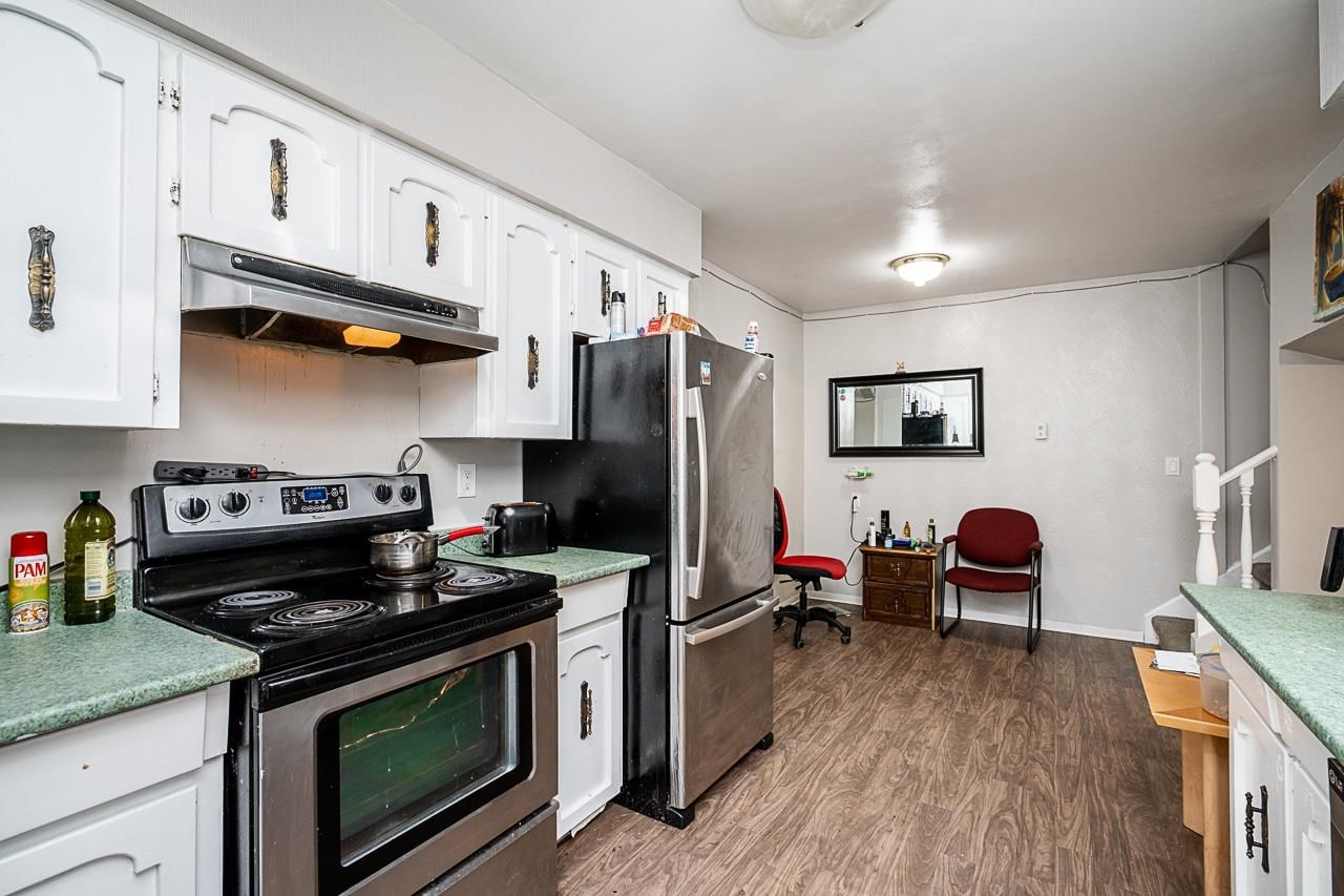 Listing Image 12