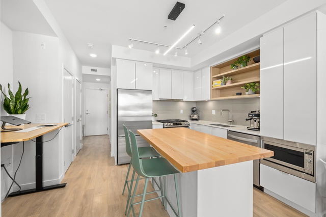 203 - 725 Marine Drive