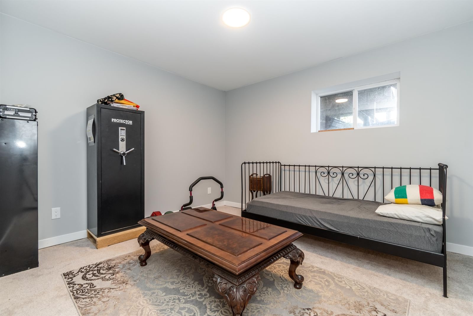 Listing Image 19