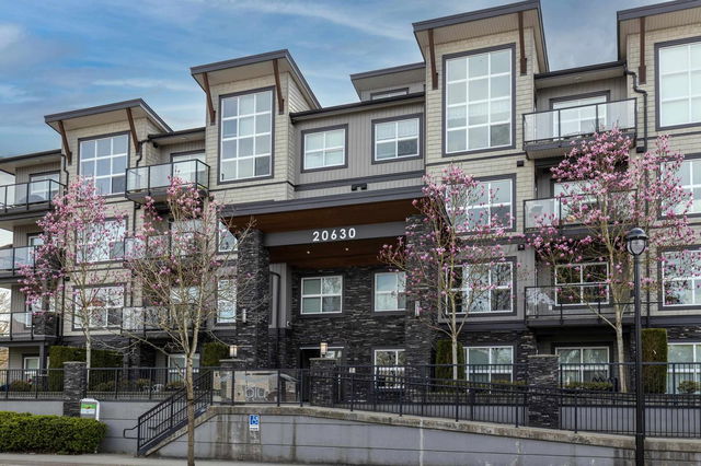 206 - 20630 Douglas Crescent