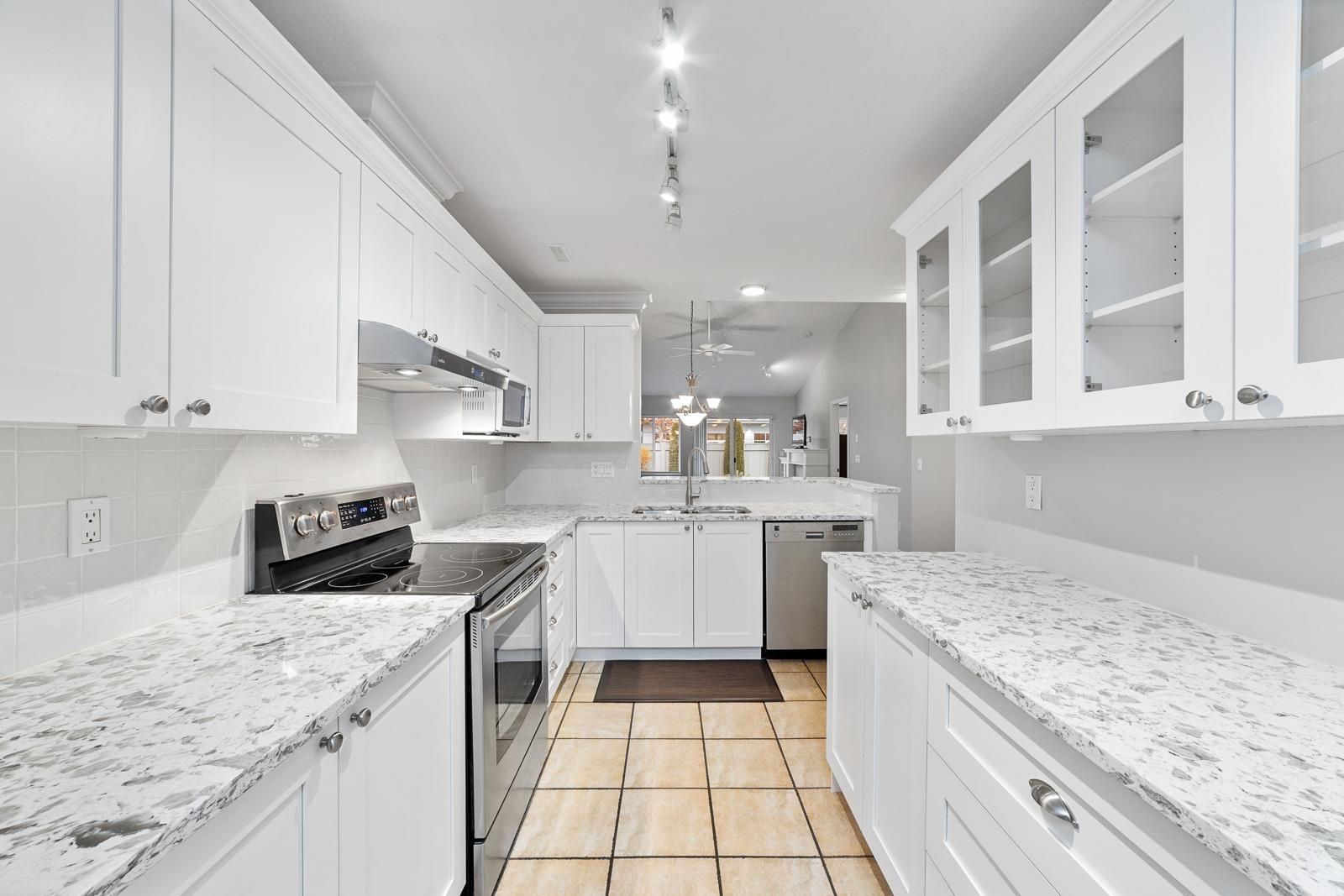 Listing Image 22