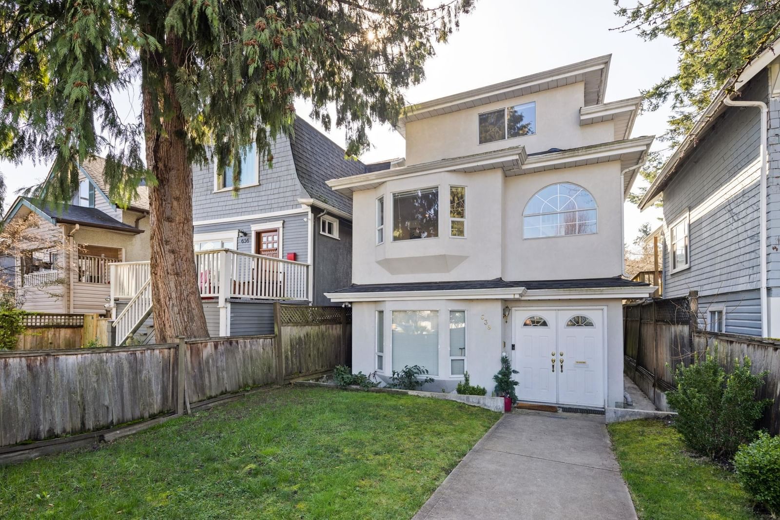 Listing Image 1