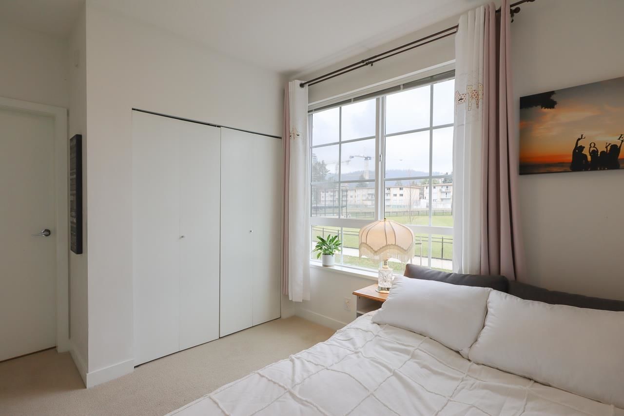 Listing Image 21