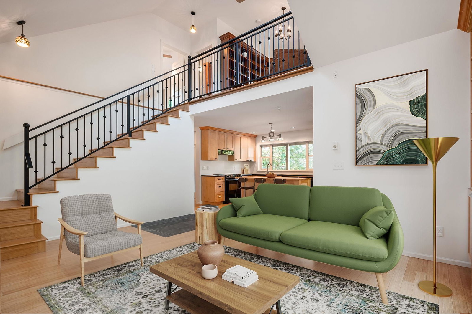 Listing Image 10