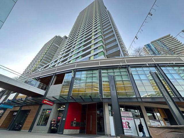 3005 - 488 Marine Drive