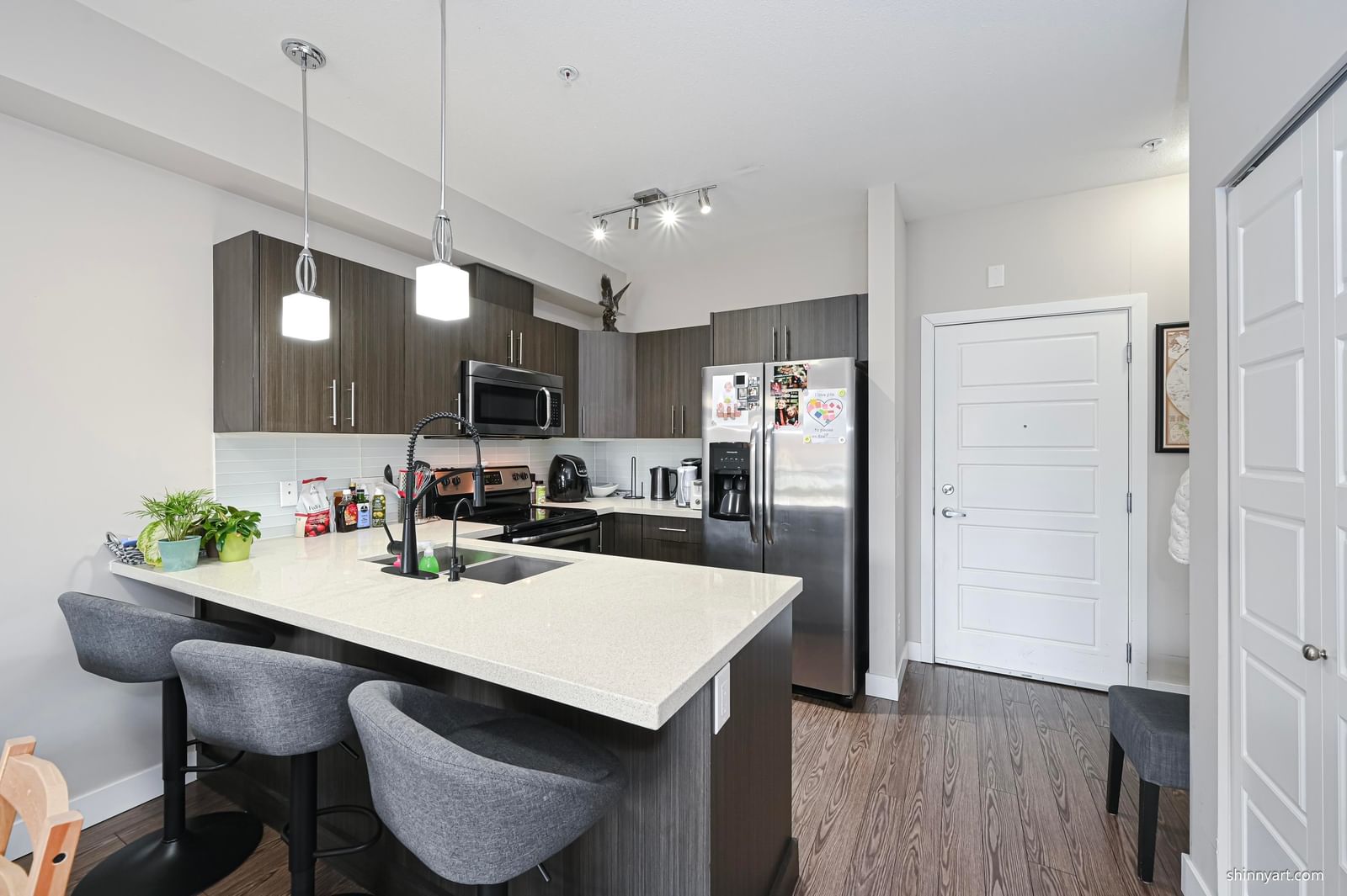 Listing Image 13