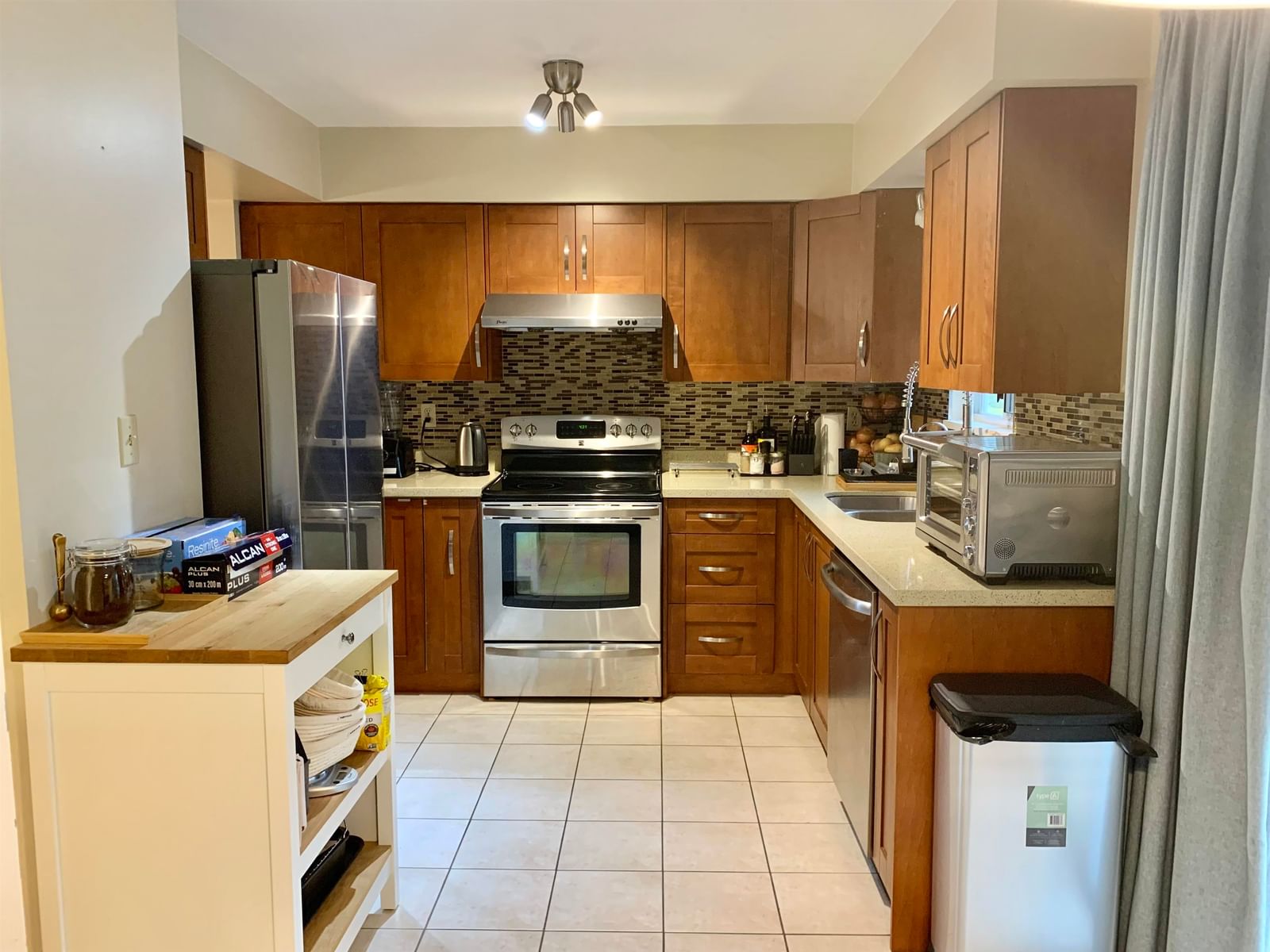 Listing Image 12